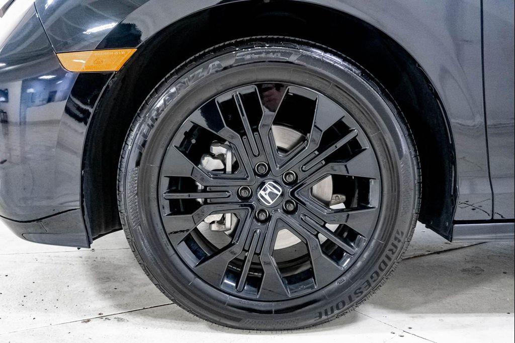 new 2025 Honda Odyssey car, priced at $41,631