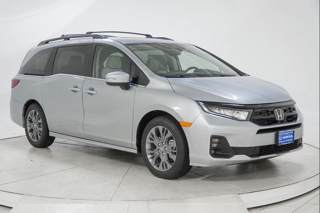 new 2026 Honda Odyssey car, priced at $45,279
