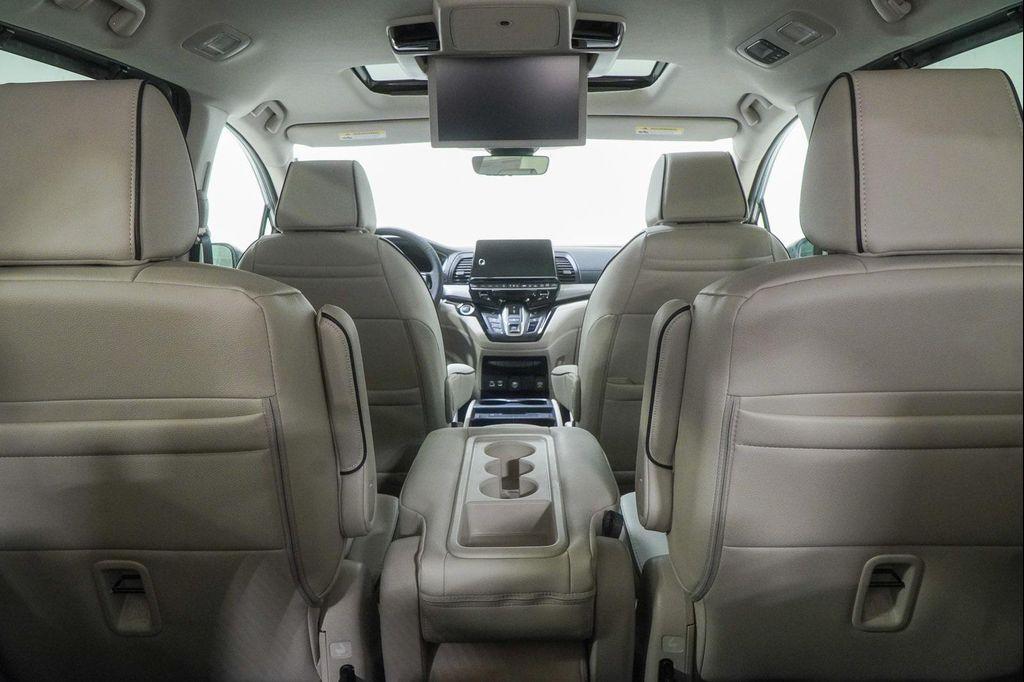 new 2026 Honda Odyssey car, priced at $45,279