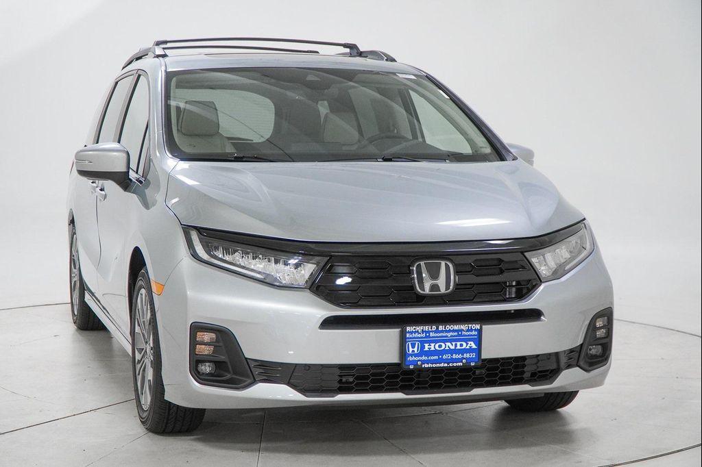new 2026 Honda Odyssey car, priced at $45,279