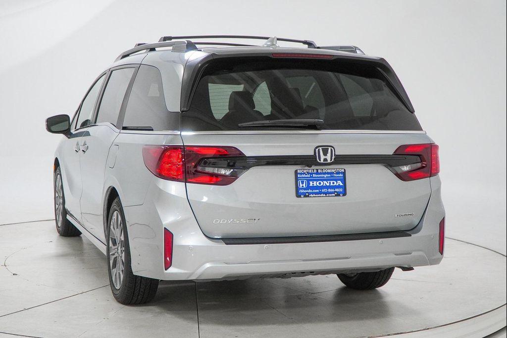 new 2026 Honda Odyssey car, priced at $45,279