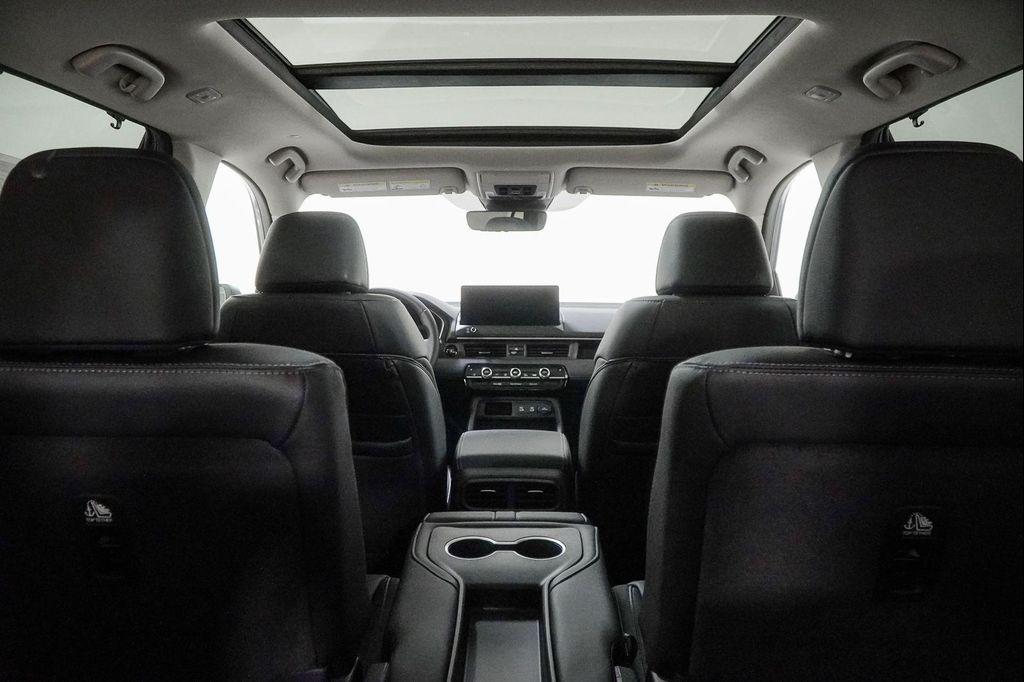 new 2026 Honda Pilot car, priced at $50,725