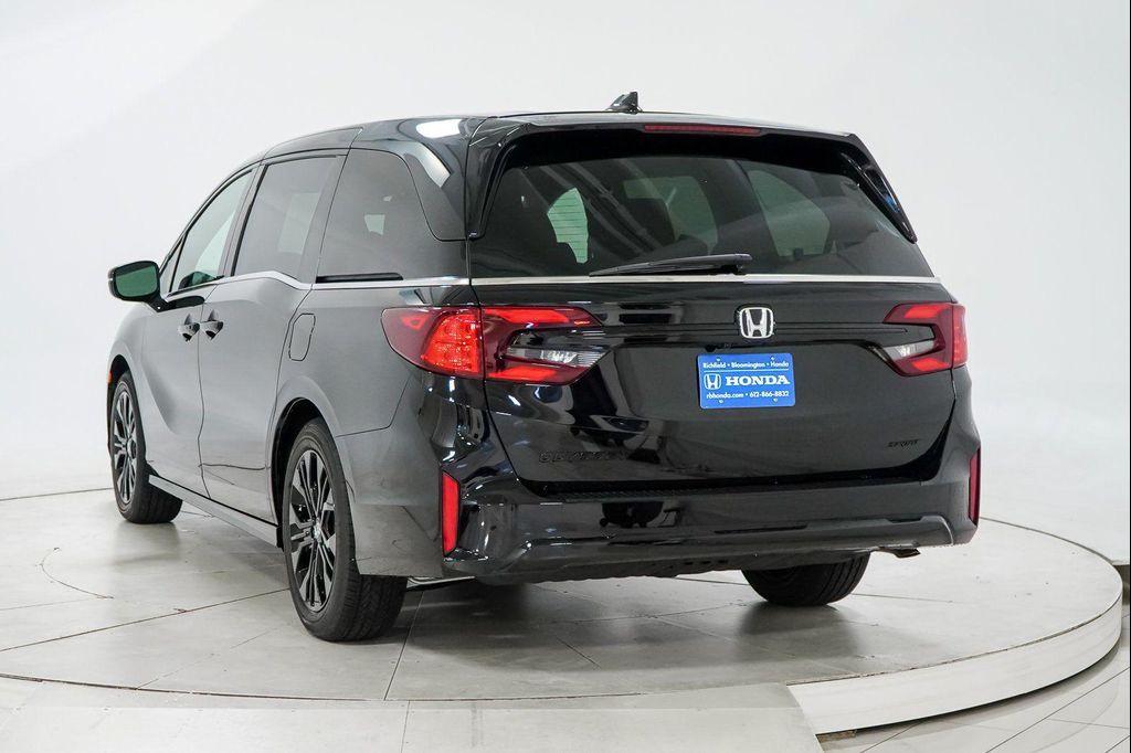 new 2026 Honda Odyssey car, priced at $43,019