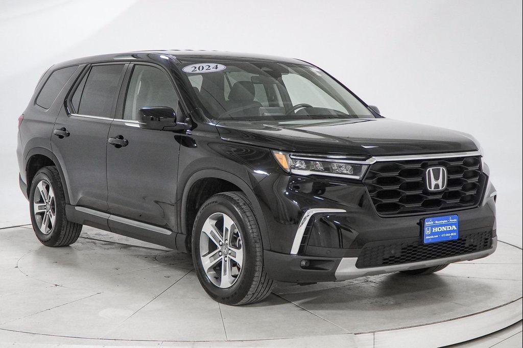 used 2024 Honda Pilot car, priced at $36,505