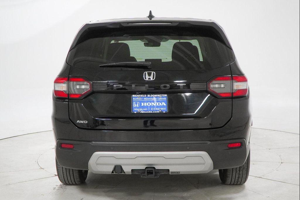 used 2024 Honda Pilot car, priced at $36,505