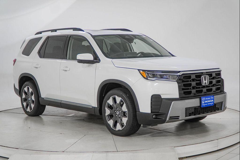 new 2026 Honda Pilot car, priced at $49,624