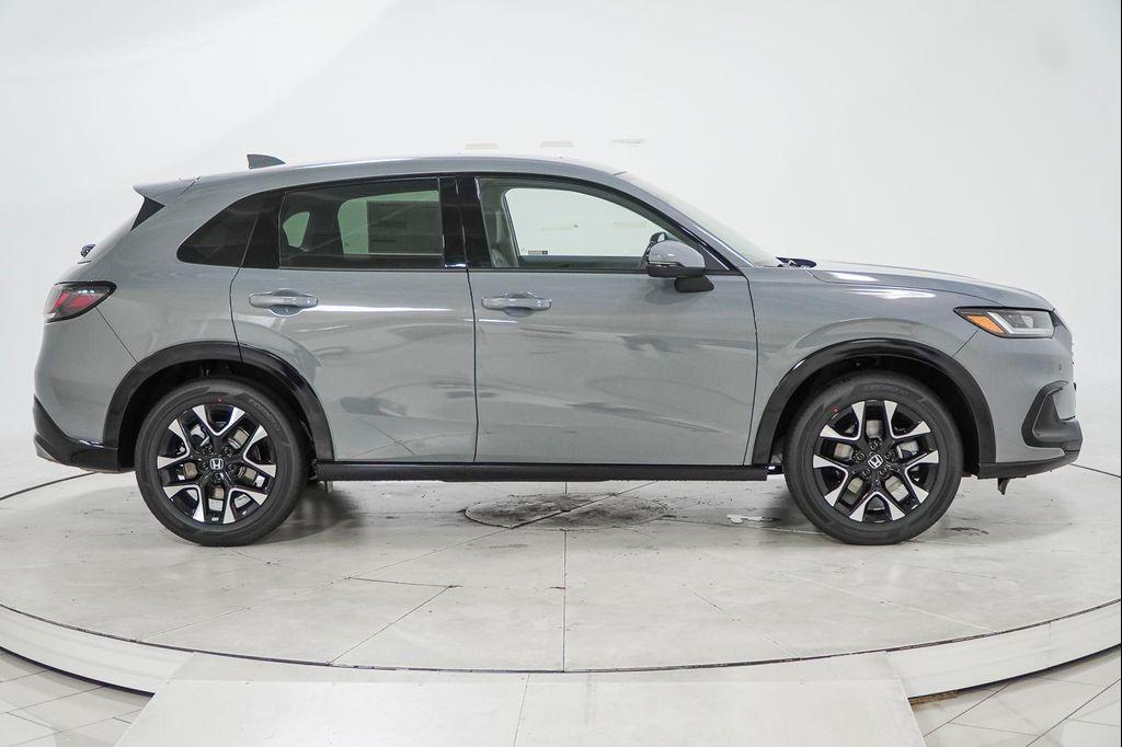 new 2027 Honda HR-V car, priced at $32,682
