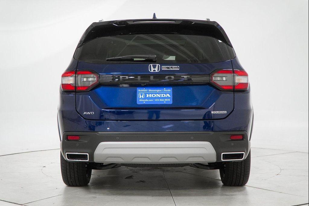 new 2025 Honda Pilot car, priced at $47,989
