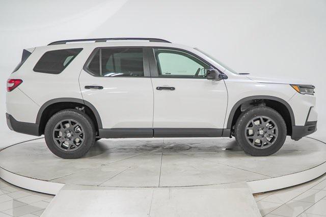 new 2025 Honda Pilot car, priced at $47,488