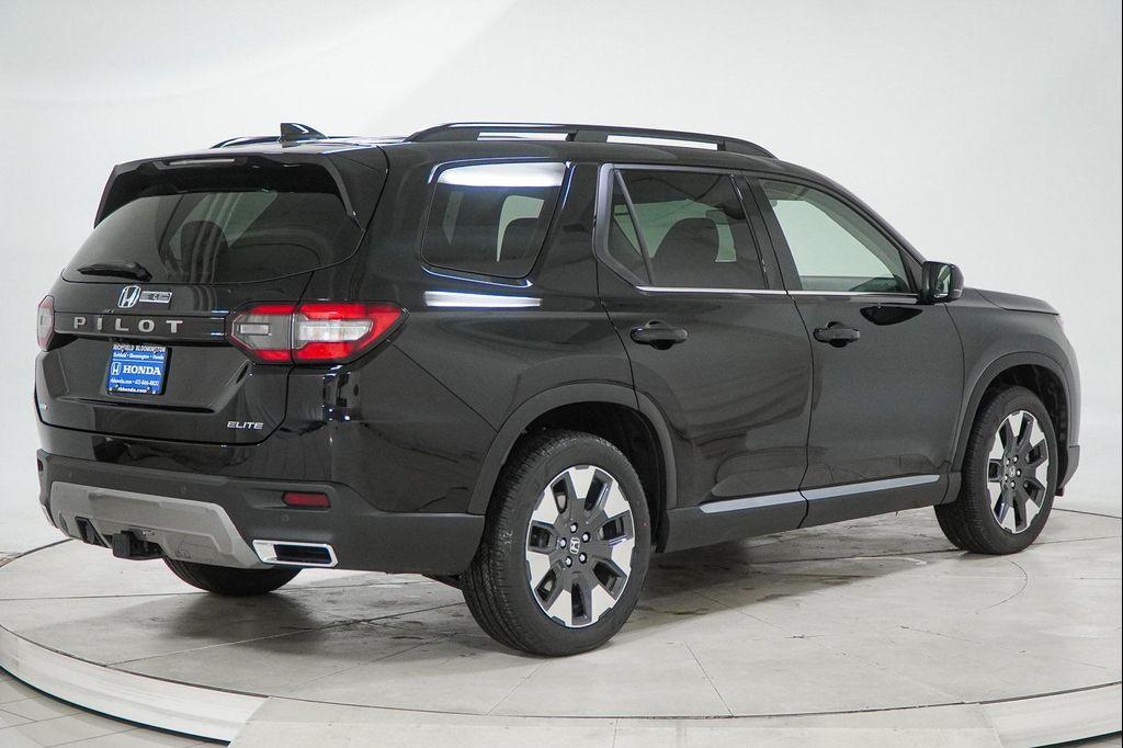 new 2026 Honda Pilot car, priced at $51,887