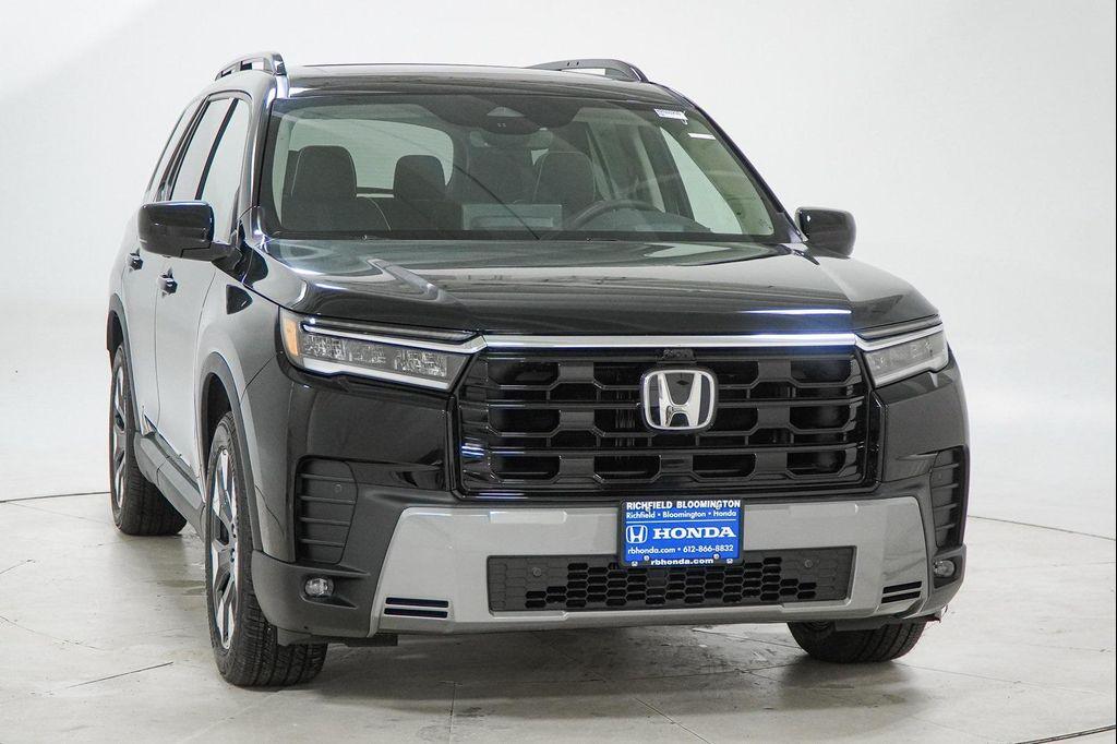 new 2026 Honda Pilot car, priced at $51,887