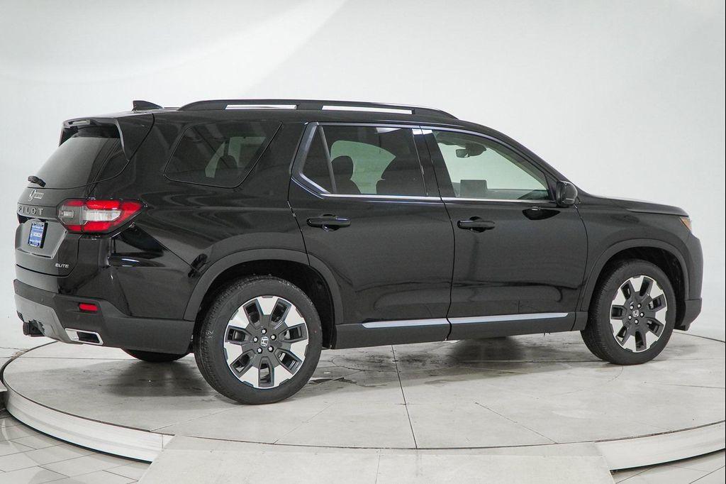 new 2026 Honda Pilot car, priced at $51,887