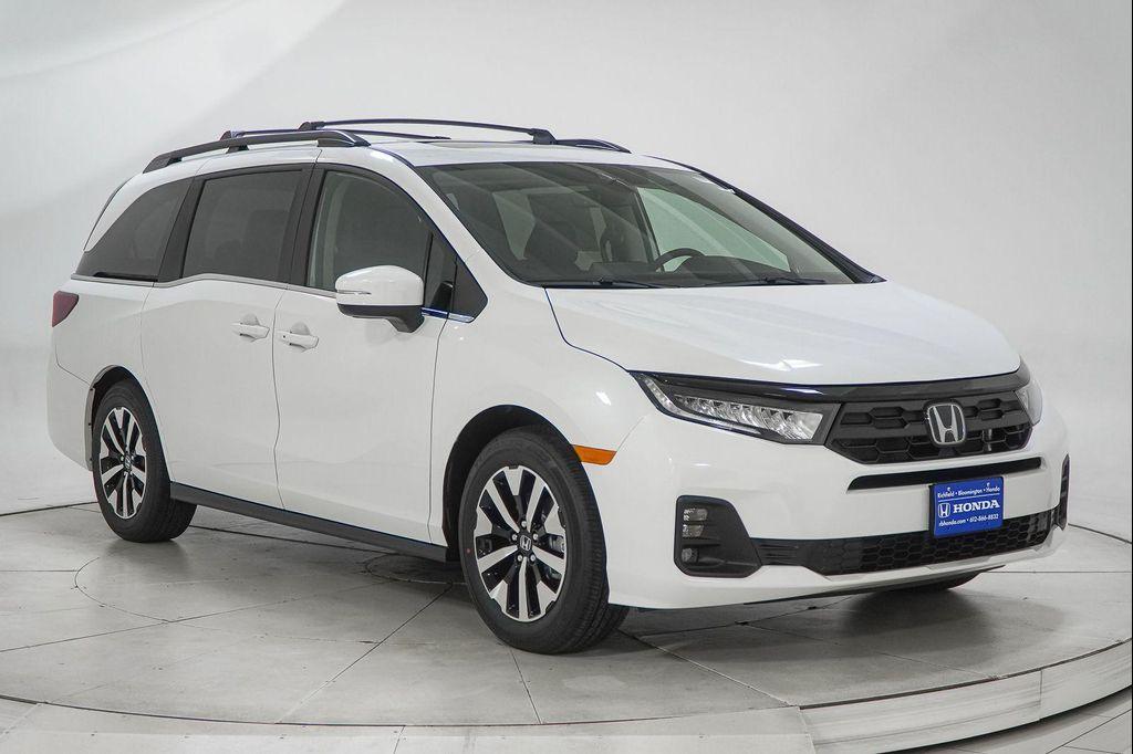 new 2026 Honda Odyssey car, priced at $42,860