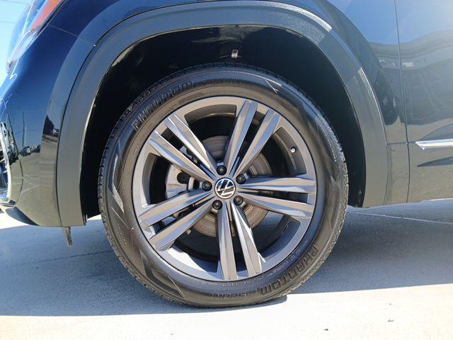 used 2021 Volkswagen Atlas car, priced at $19,890