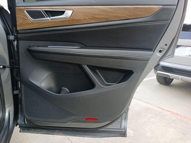 used 2024 Volkswagen Atlas car, priced at $32,280