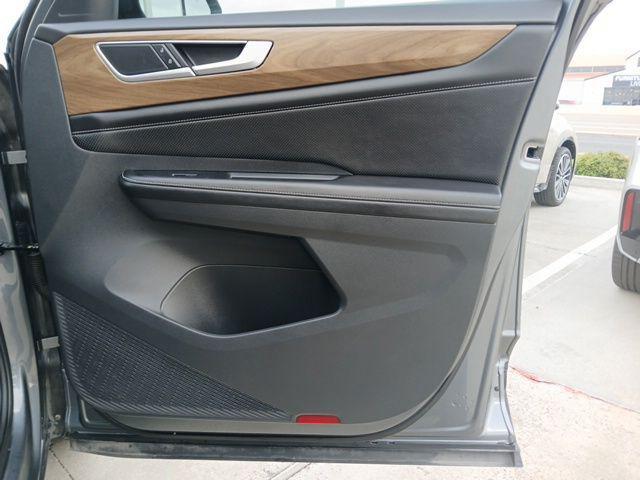 used 2024 Volkswagen Atlas car, priced at $32,280