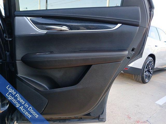 used 2022 Cadillac XT5 car, priced at $24,890