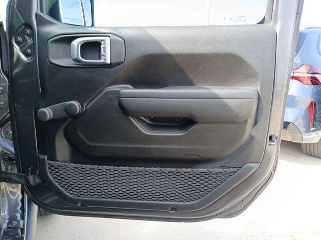 used 2024 Jeep Gladiator car, priced at $29,899