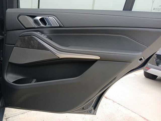 new 2026 BMW X7 car, priced at $99,085