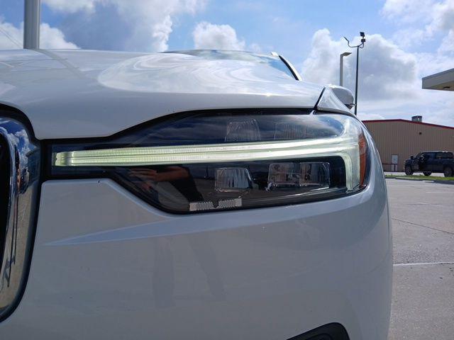 used 2021 Volvo XC60 car, priced at $28,450