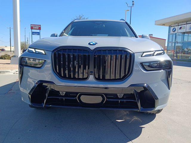 new 2026 BMW X7 car, priced at $99,550