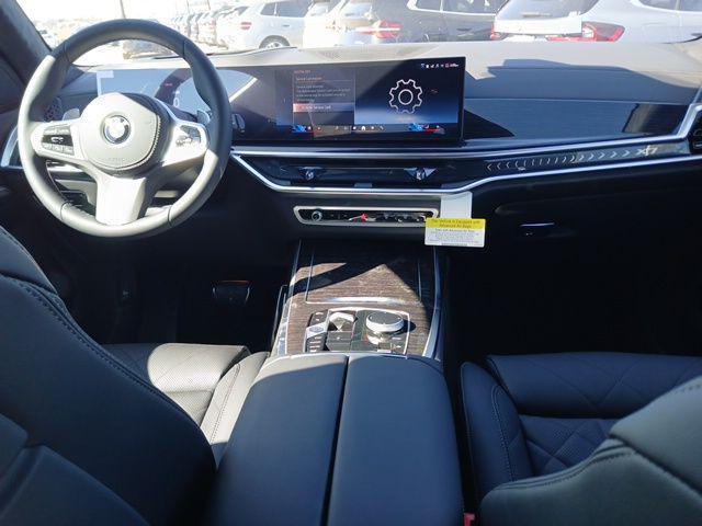 new 2026 BMW X7 car, priced at $99,550