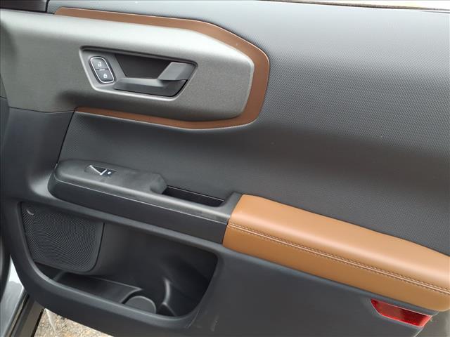 new 2025 Ford Bronco Sport car, priced at $37,921