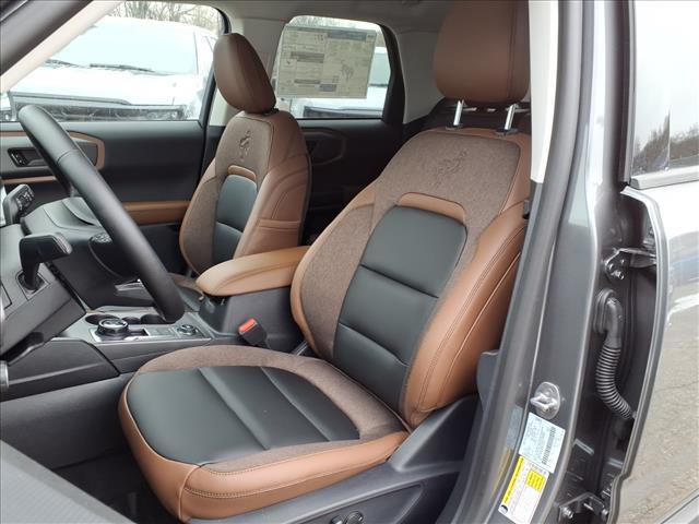 new 2025 Ford Bronco Sport car, priced at $37,921