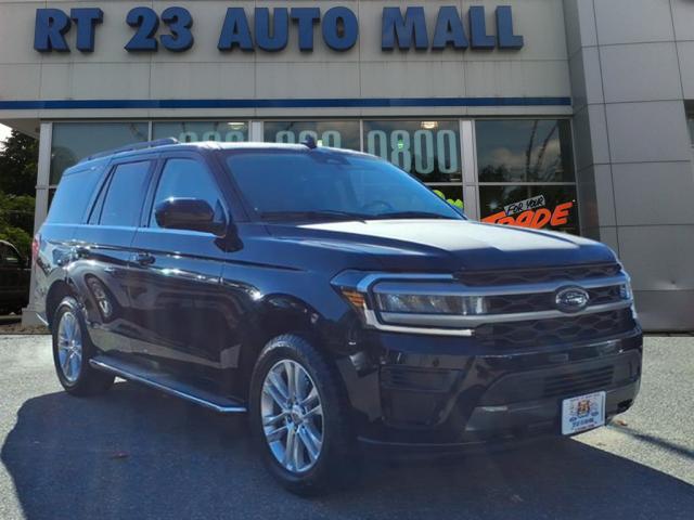 used 2022 Ford Expedition car, priced at $39,841