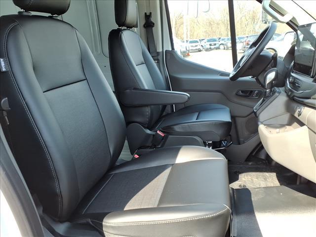 new 2026 Ford Transit-150 car