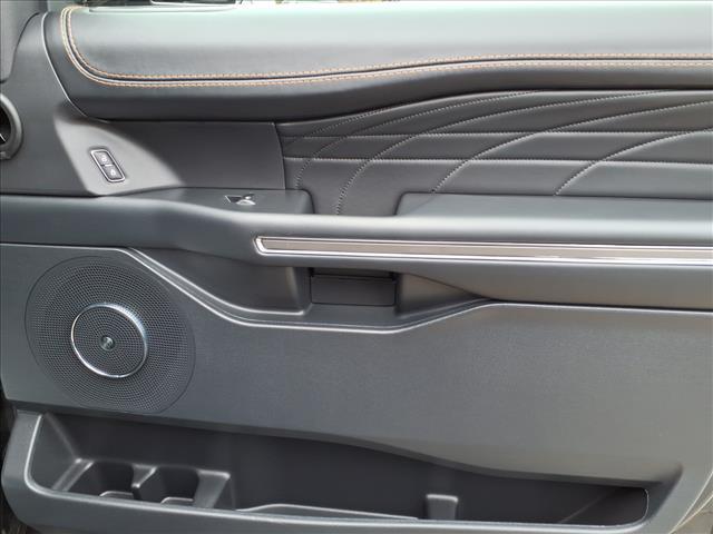 used 2023 Ford Expedition car, priced at $56,557