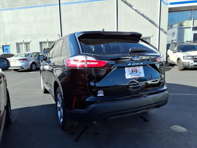 new 2024 Ford Edge car, priced at $34,010