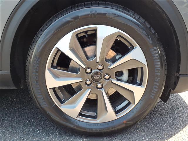used 2023 Ford Escape car, priced at $30,078