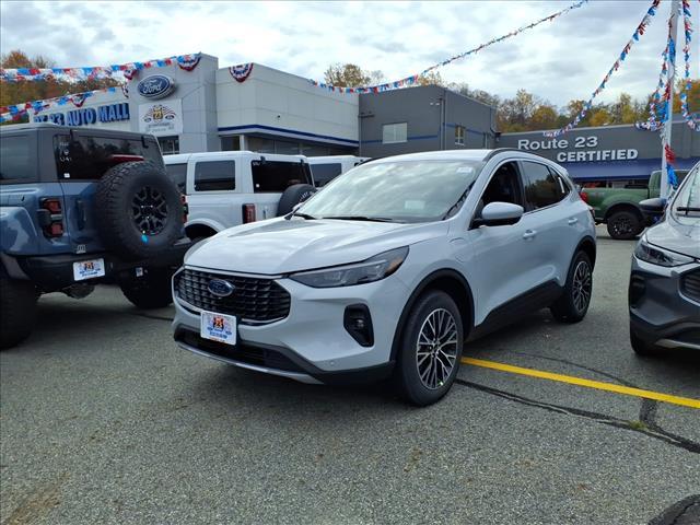 new 2026 Ford Escape PHEV car, priced at $40,085