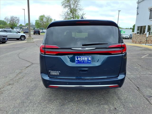 used 2024 Chrysler Pacifica car, priced at $27,233