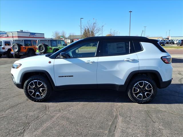 new 2026 Jeep Compass car, priced at $34,599