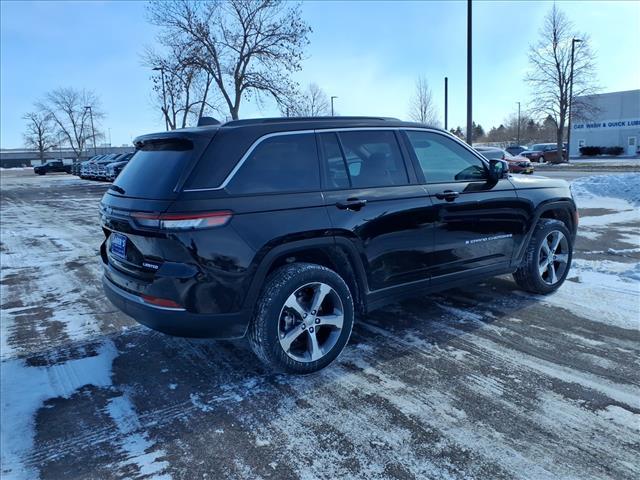 new 2026 Jeep Grand Cherokee car, priced at $47,209