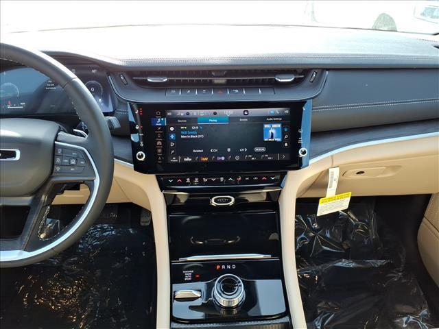 new 2026 Jeep Grand Cherokee car, priced at $47,209