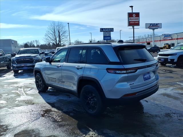 new 2026 Jeep Grand Cherokee car, priced at $47,722