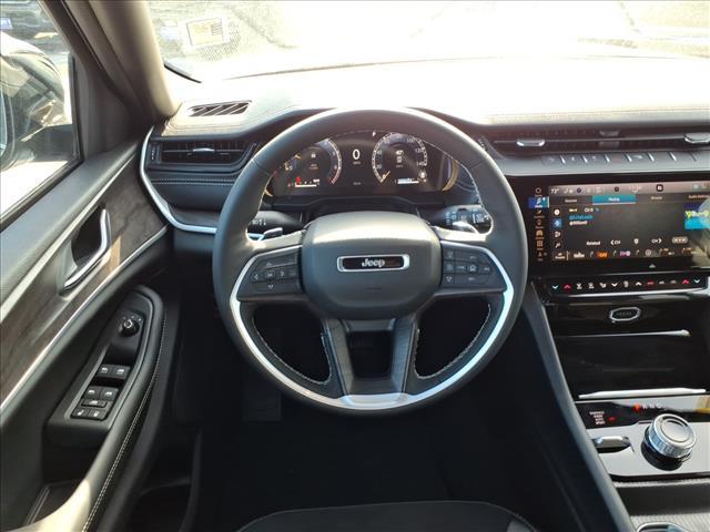 new 2026 Jeep Grand Cherokee car, priced at $47,722