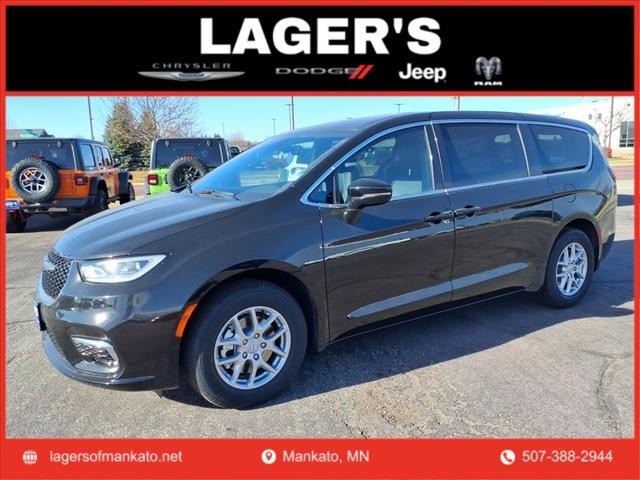 new 2026 Chrysler Pacifica car, priced at $42,899