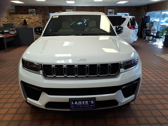 new 2026 Jeep Grand Cherokee car, priced at $47,583