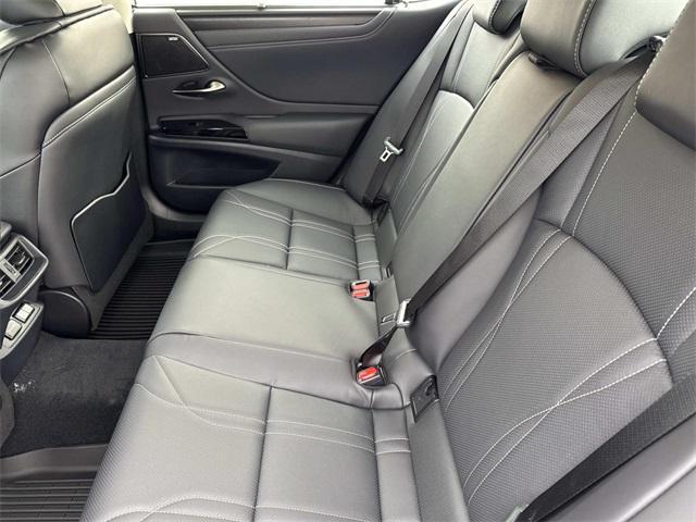 new 2025 Lexus ES 350 car, priced at $55,450