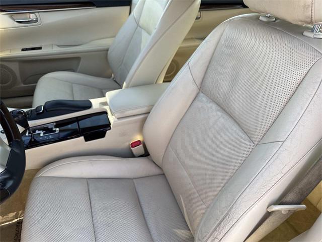 used 2013 Lexus ES 350 car, priced at $19,995