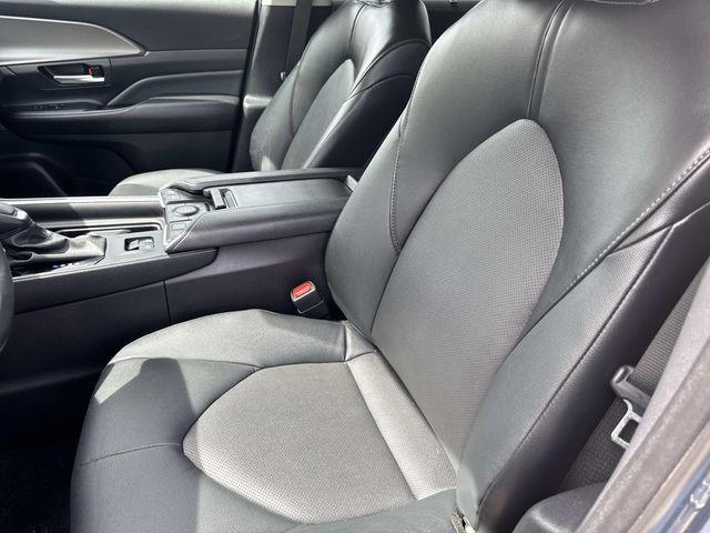 used 2024 Toyota Grand Highlander car, priced at $44,372