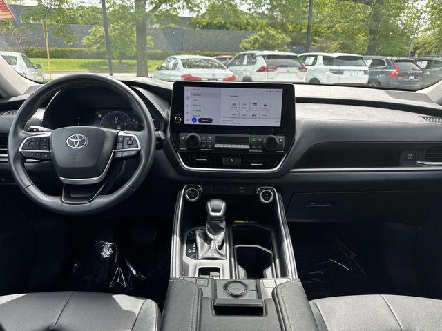 used 2024 Toyota Grand Highlander car, priced at $44,372