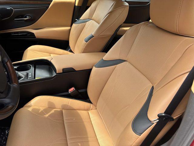 used 2025 Lexus ES 300h car, priced at $60,372