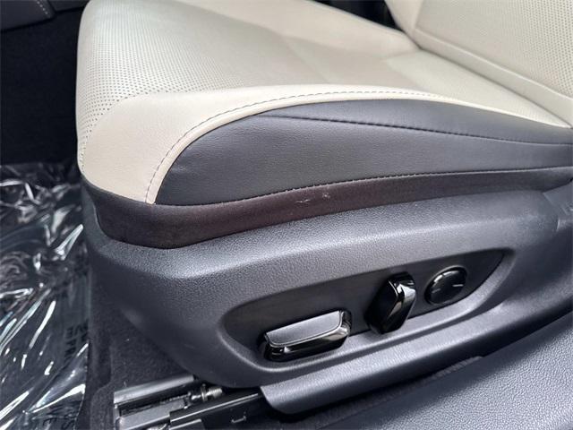 used 2025 Lexus ES 350 car, priced at $44,995
