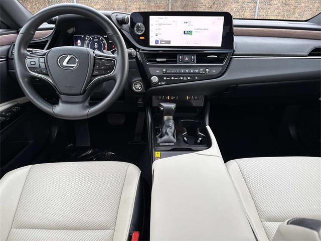 used 2025 Lexus ES 350 car, priced at $44,995