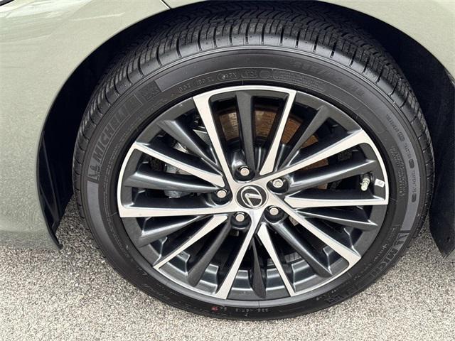 used 2025 Lexus ES 350 car, priced at $44,995